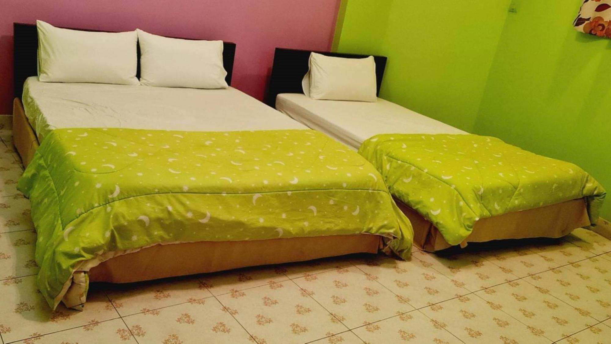 Royal Land Mae Klong Hotel Samut Songkhram Buitenkant foto