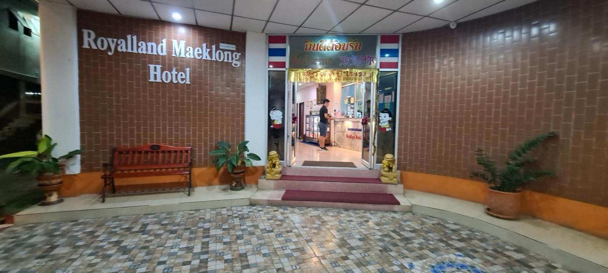 Royal Land Mae Klong Hotel Samut Songkhram Buitenkant foto