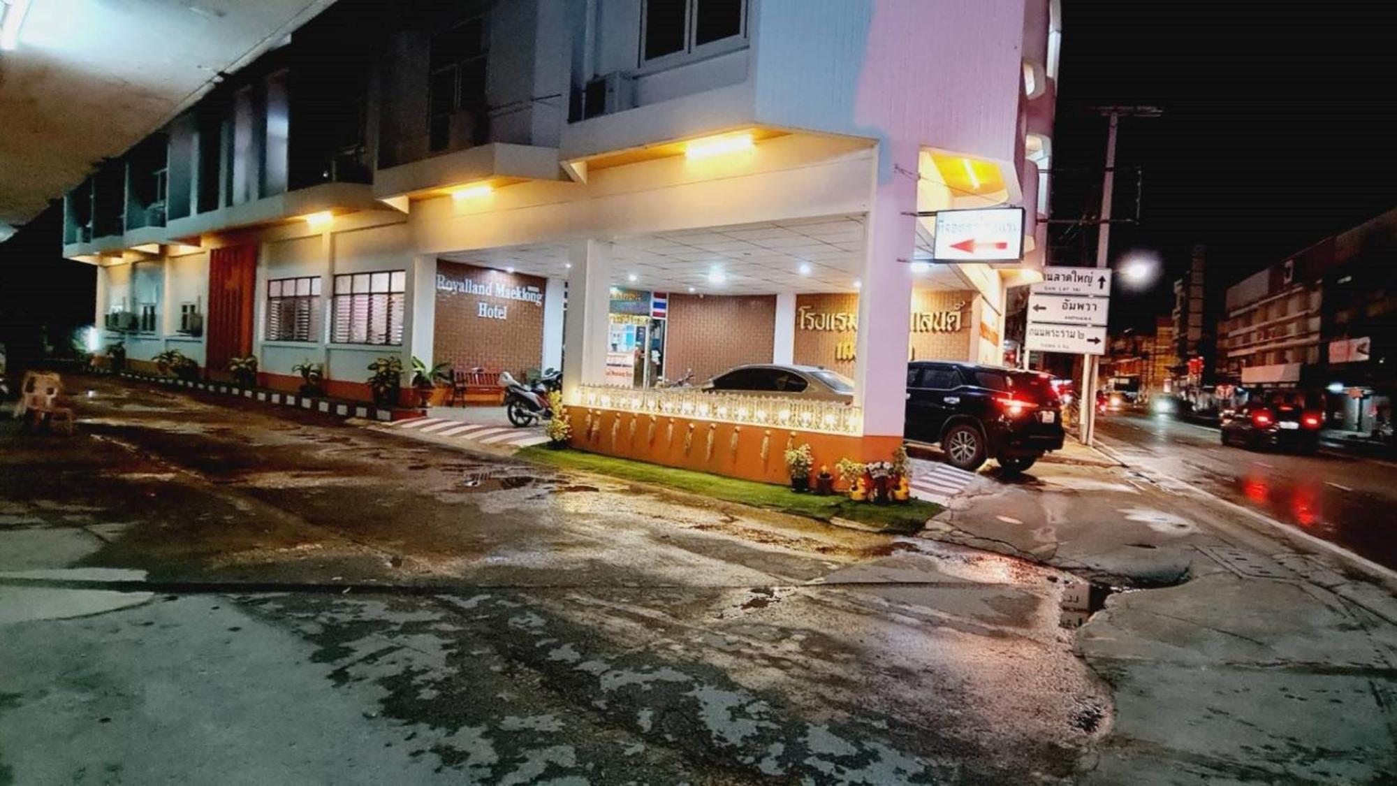 Royal Land Mae Klong Hotel Samut Songkhram Buitenkant foto